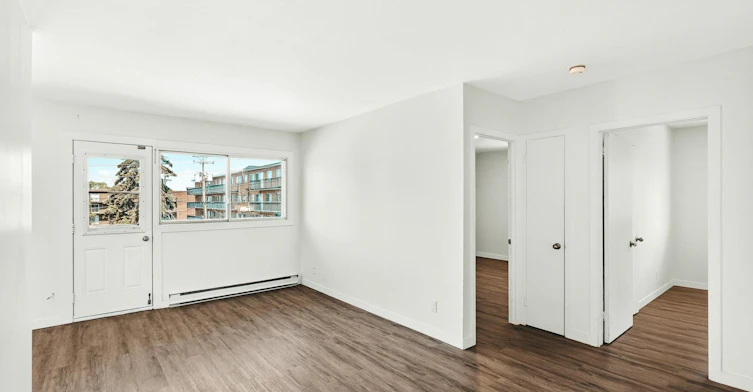 6050-310-6965 De Choisy Rue, Montréal, QC, H1T 2J6 - 6