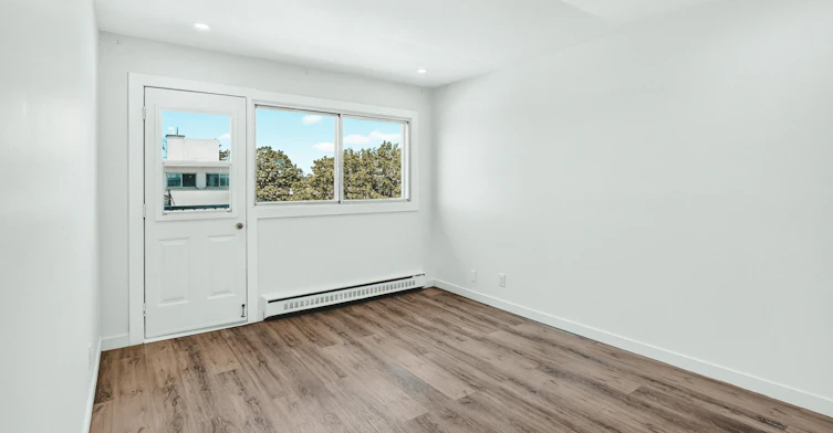 6770-111-6965 De Choisy Rue, Montréal, QC, H1T 2J6 - 7