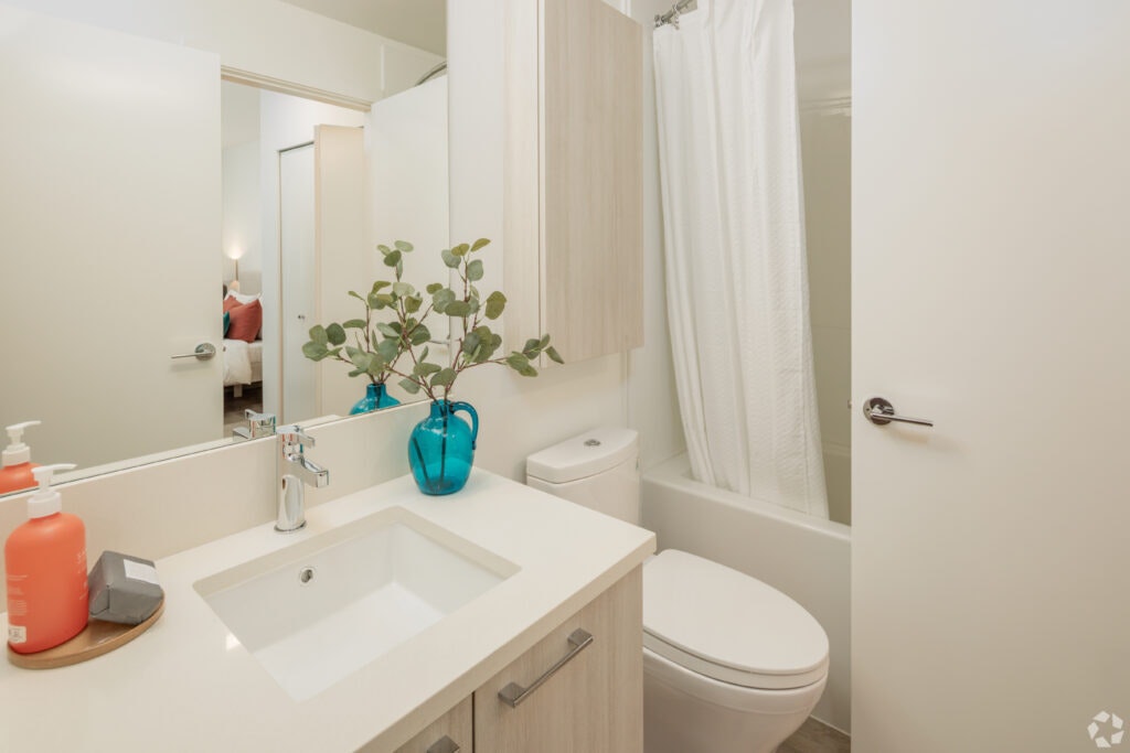 714-750 Robinson Street, Coquitlam, BC, V3J 0P5 - 5