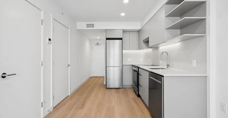 401-5670 Cambie Street, Vancouver, BC, V5Z 0P2 - 8