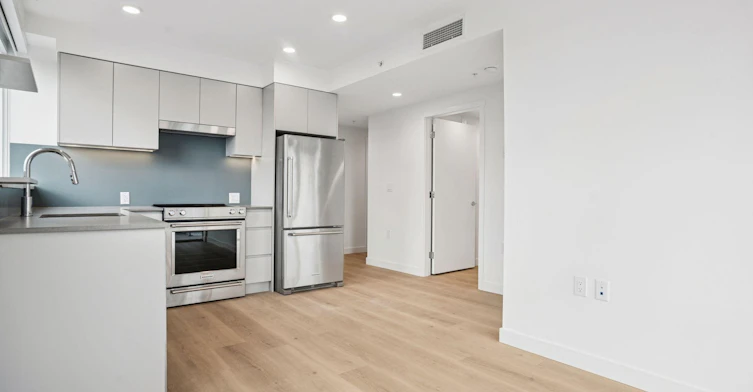 407-5670 Cambie Street, Vancouver, BC, V5Z 0P2 - 3