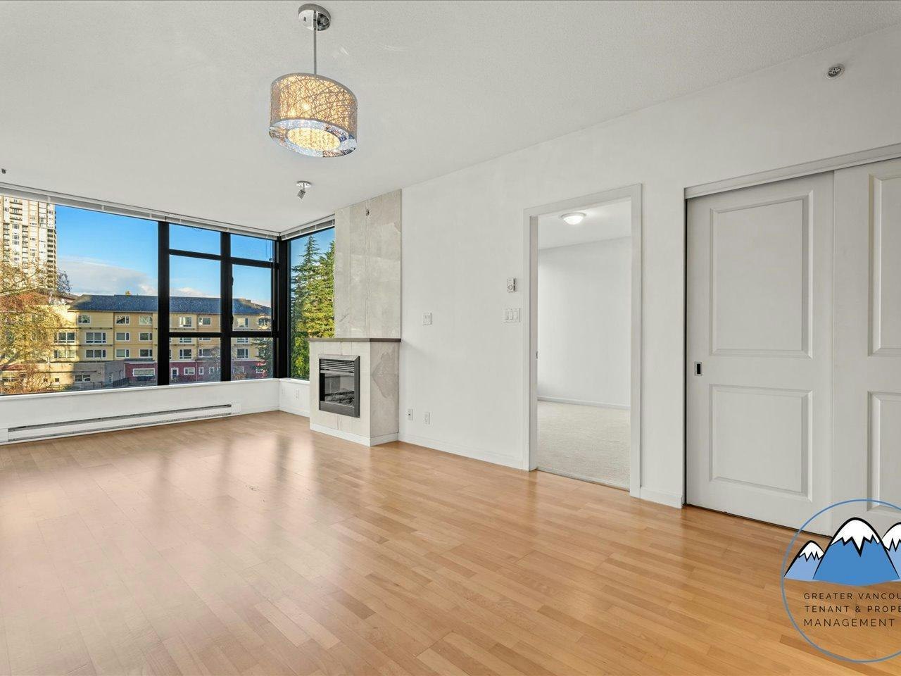 11 East Royal Avenue, New Westminster, BC, V3L 0A9 - 2