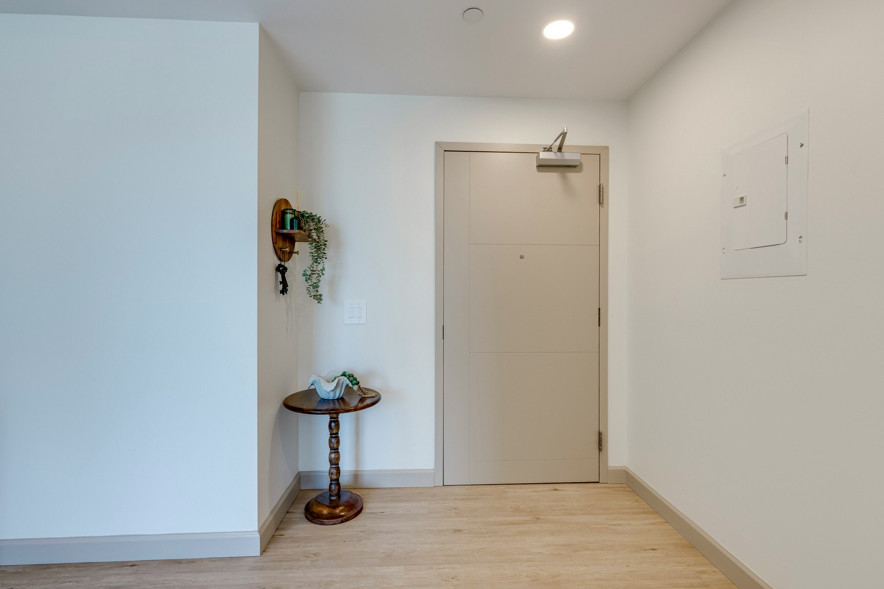 20 University Avenue East, Waterloo, ON, N2J 2V7 - 8