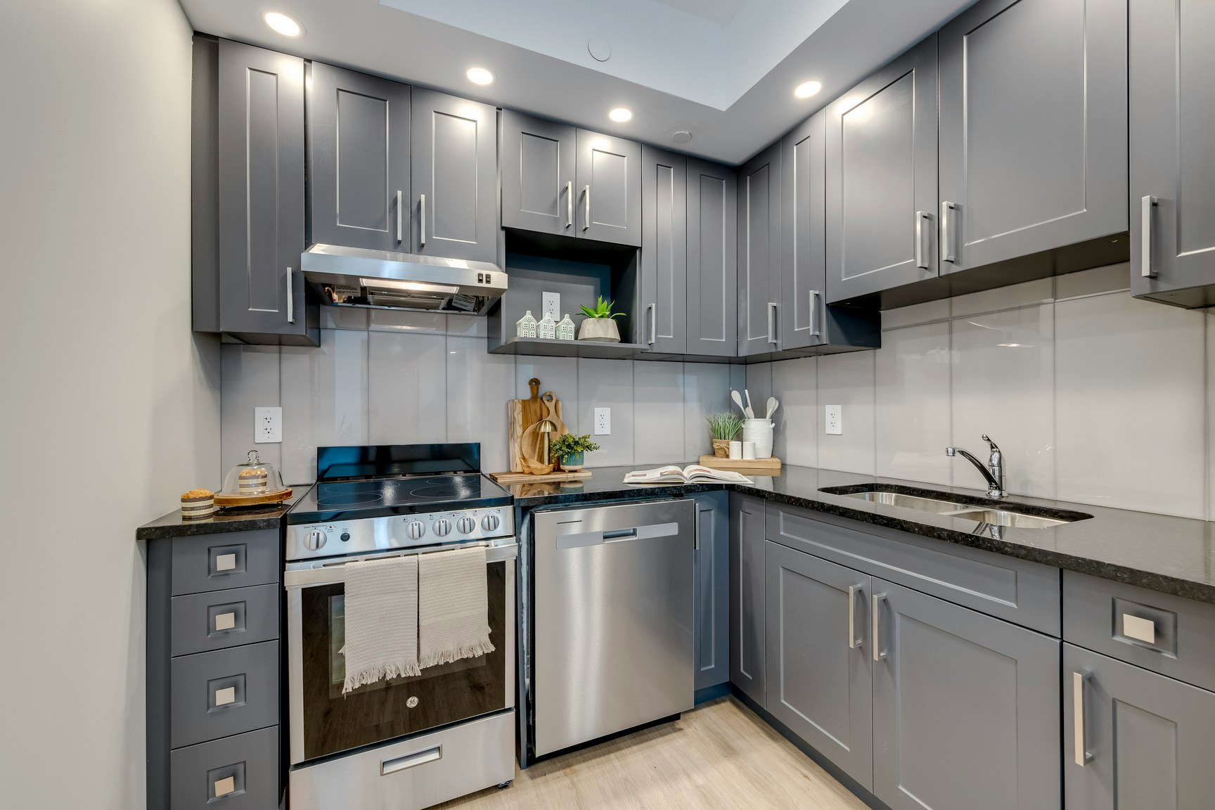 20 University Avenue East, Waterloo, ON, N2J 2V7 - 19