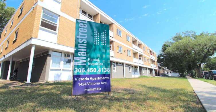 1424 Victoria Avenue, Regina, SK, S4P 0P3 - 15