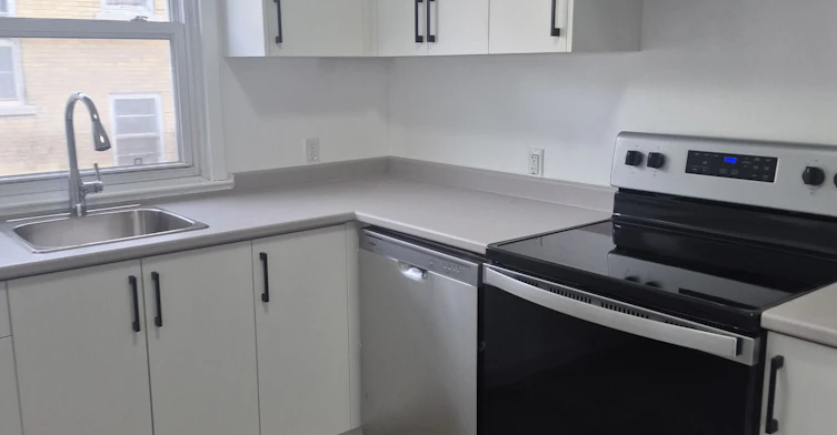 5-649 Rideau Street, Ottawa, ON, K1N 8T1 - 3