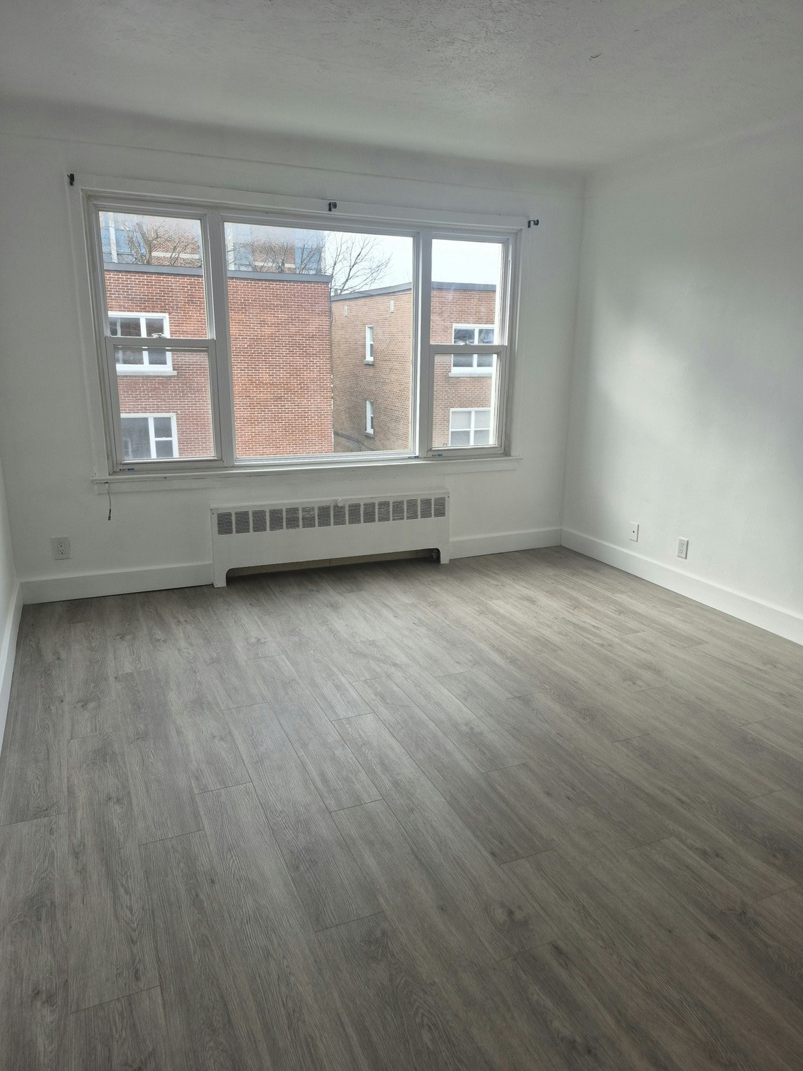 1-649 Rideau Street, Ottawa, ON, K1N 8T1 - 4