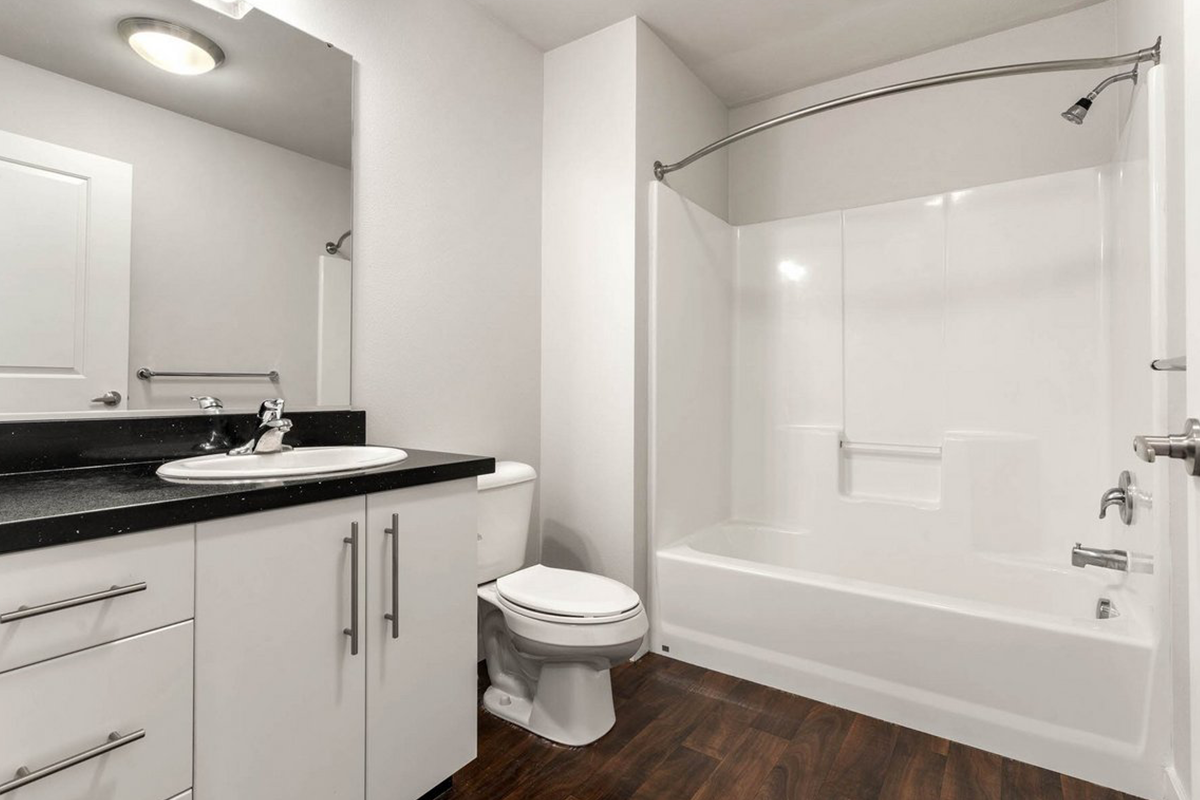 1291 Mceachern Drive, Regina, SK, S4R 8H3 - 11