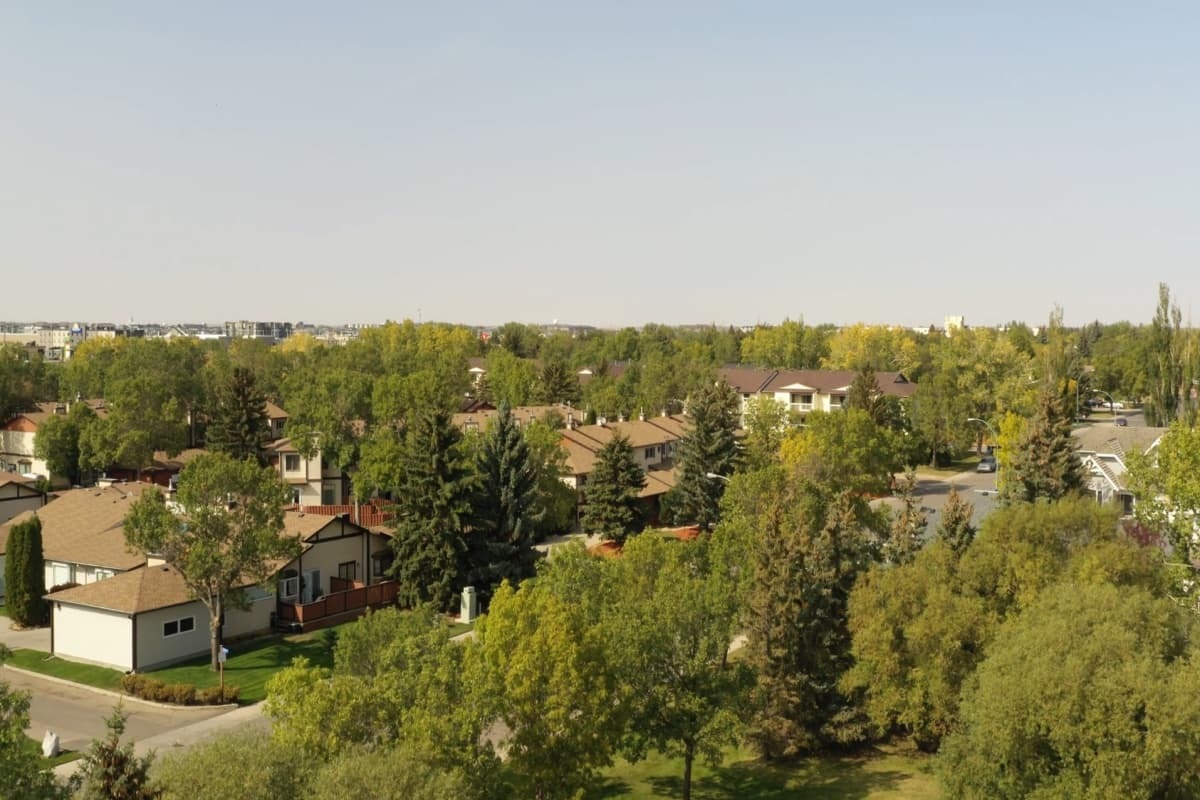 1291 Mceachern Drive, Regina, SK, S4R 8H3 - 3