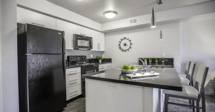 1291 Mceachern Drive, Regina, SK, S4R 8H3 - 6