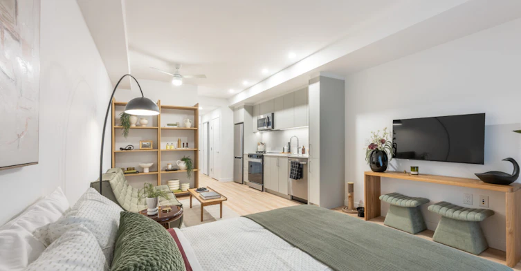 2650 E 41st Avenue, Vancouver, BC, V5R 2W7 - 25