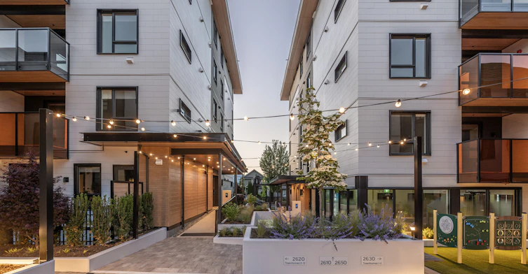 2650 E 41st Avenue, Vancouver, BC, V5R 2W7 - 60