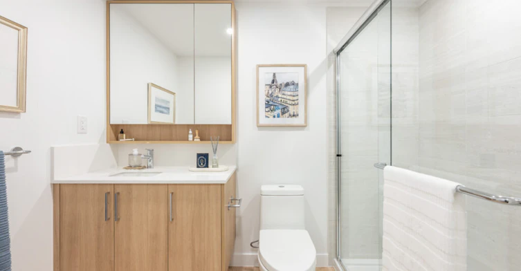 303-2650 E 41st Avenue, Vancouver, BC, V5R 2W7 - 3