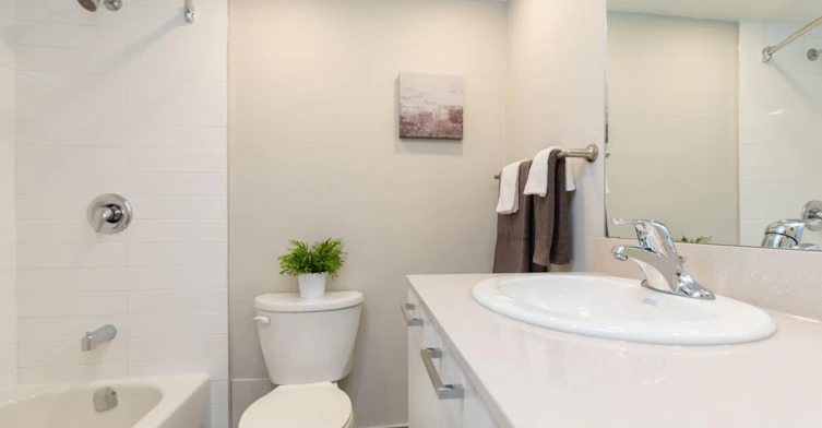 0506-4340 Bloor Street West, Toronto, ON, M9C 2A6 - 6