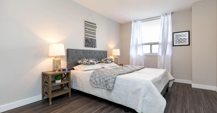 0506-4340 Bloor Street West, Toronto, ON, M9C 2A6 - 5