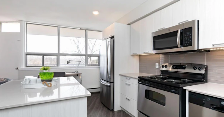 0506-4340 Bloor Street West, Toronto, ON, M9C 2A6 - 3