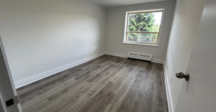 712-480 Maple Avenue, Burlington, ON, L7S 1M4 - 4