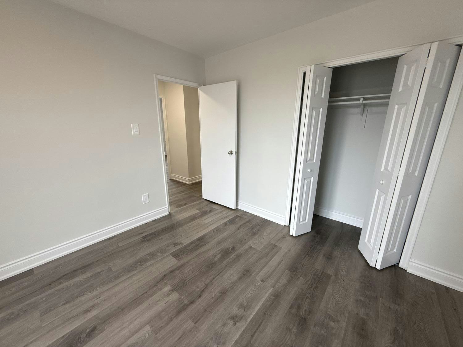 112-480 Maple Avenue, Burlington, ON, L7S 1M4 - 6