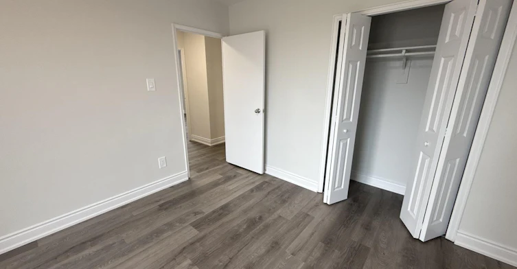 112-480 Maple Avenue, Burlington, ON, L7S 1M4 - 6