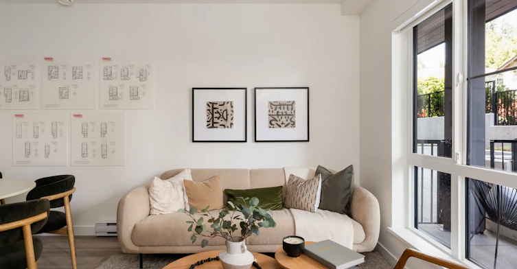 2762 Lonsdale Avenue, North Vancouver, BC, V7N 3J1 - 3