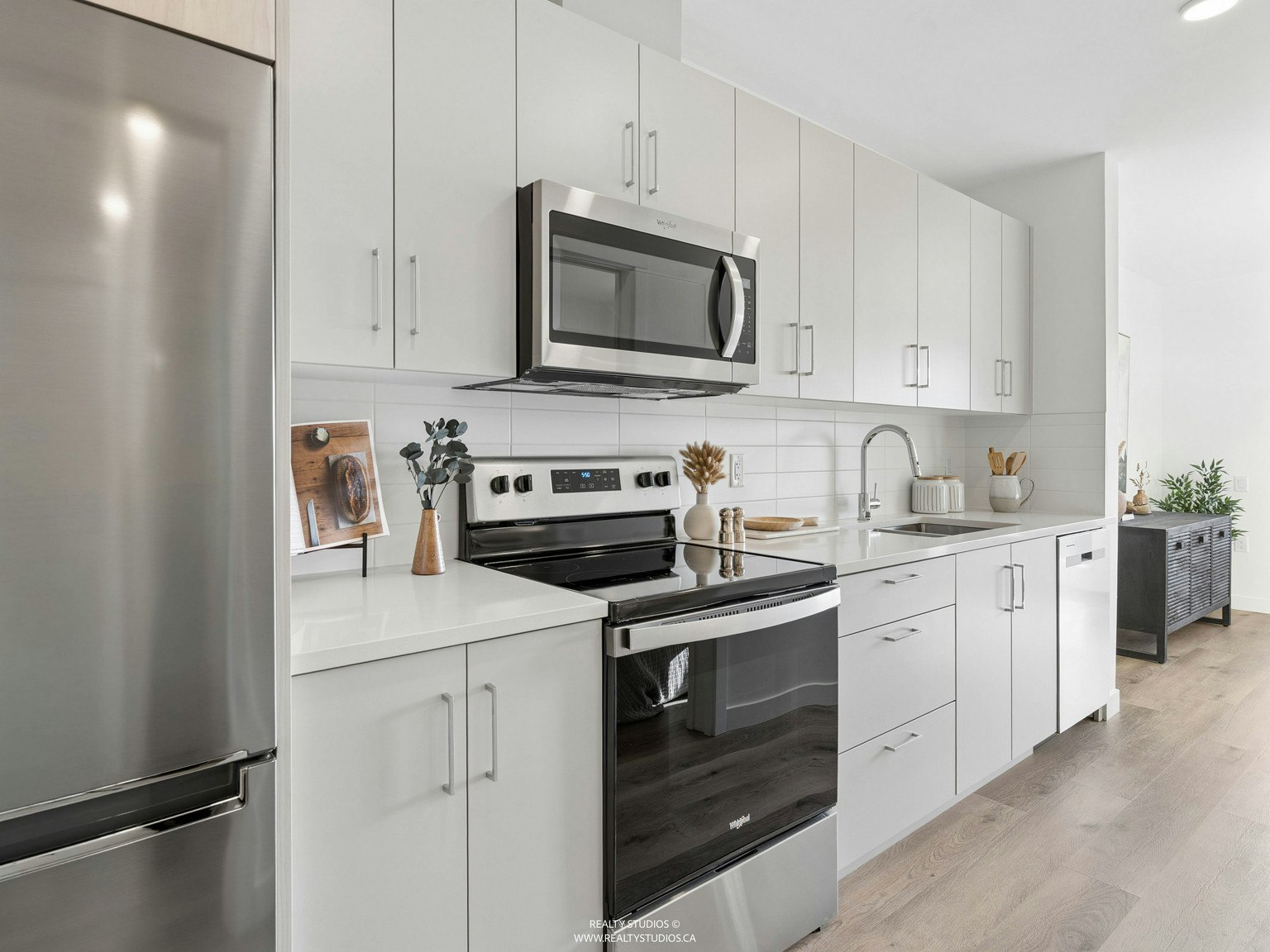 2762 Lonsdale Avenue, North Vancouver, BC, V7N 3J1 - 10