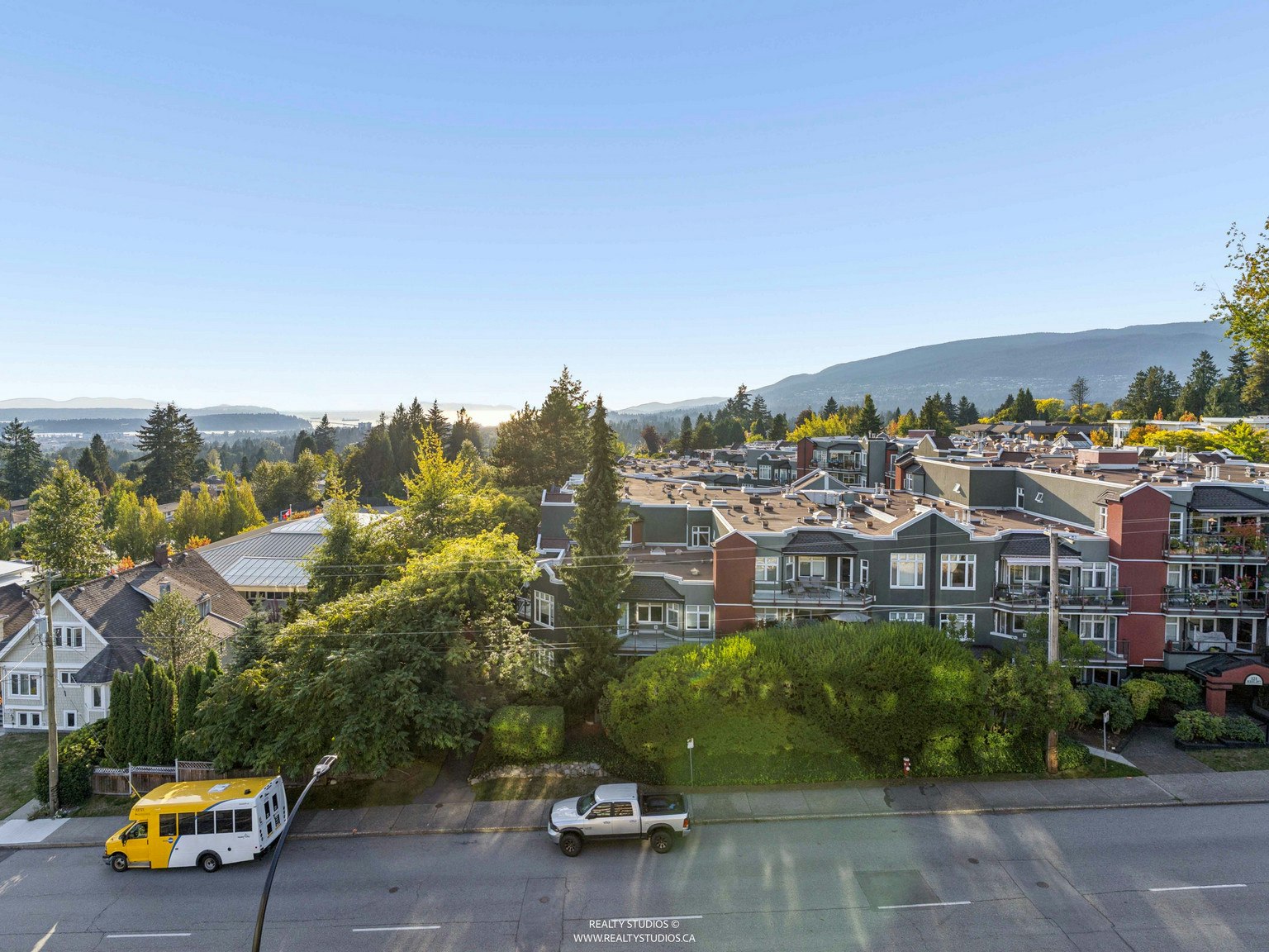 2762 Lonsdale Avenue, North Vancouver, BC, V7N 3J1 - 20