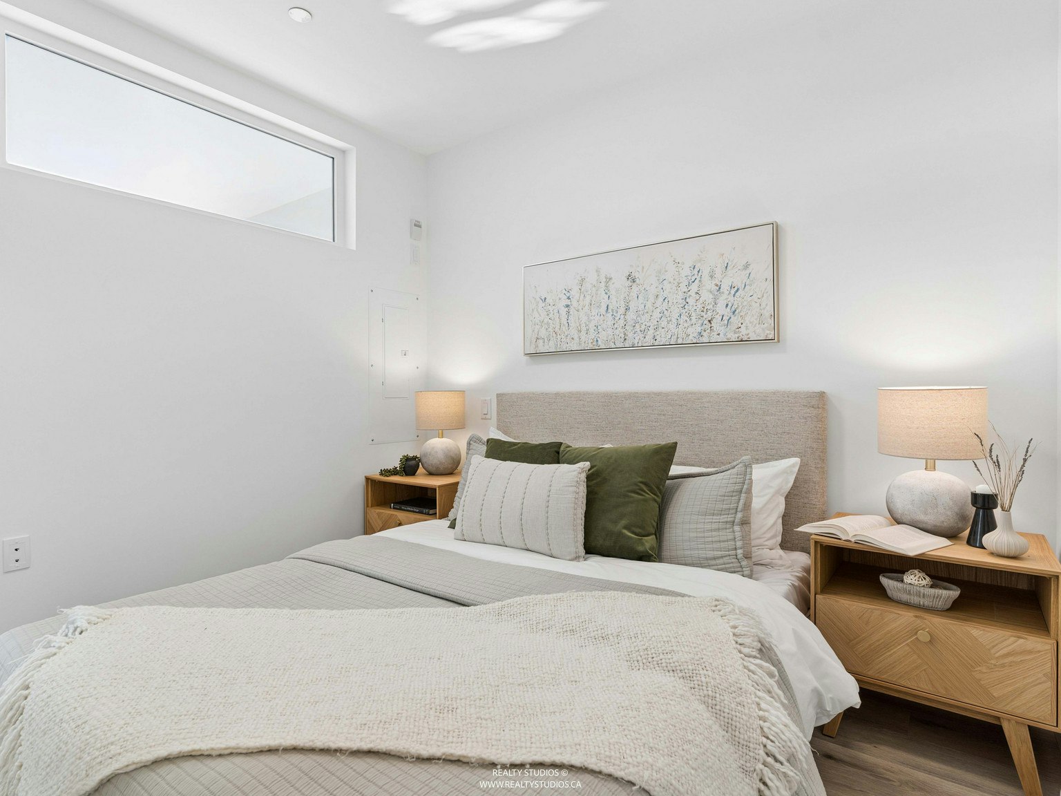 2762 Lonsdale Avenue, North Vancouver, BC, V7N 3J1 - 4