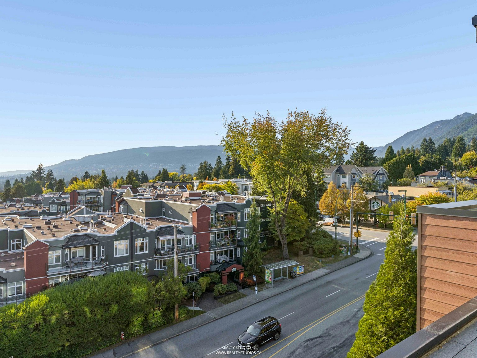 2762 Lonsdale Avenue, North Vancouver, BC, V7N 3J1 - 21