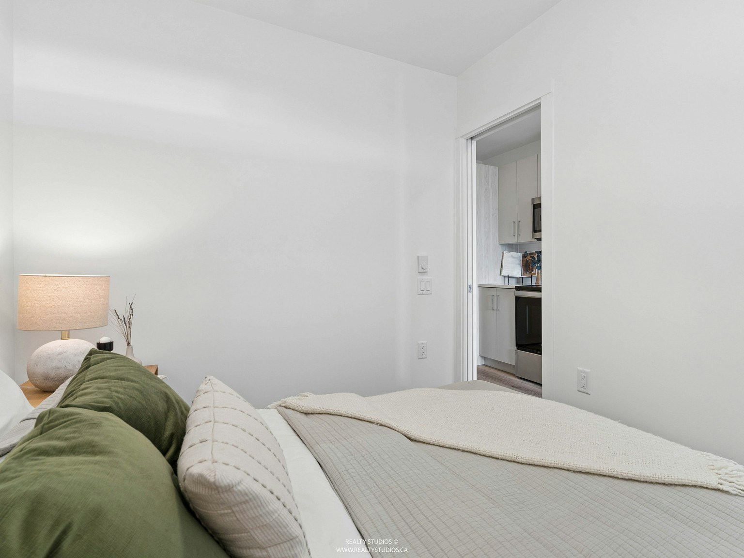 2762 Lonsdale Avenue, North Vancouver, BC, V7N 3J1 - 6