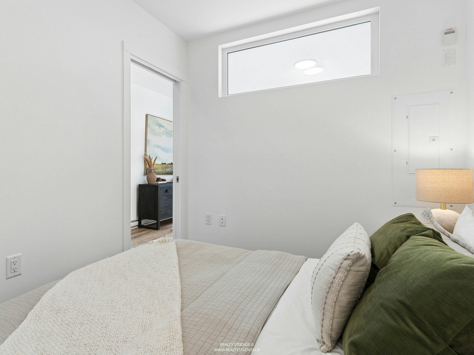 2762 Lonsdale Avenue, North Vancouver, BC, V7N 3J1 - 5