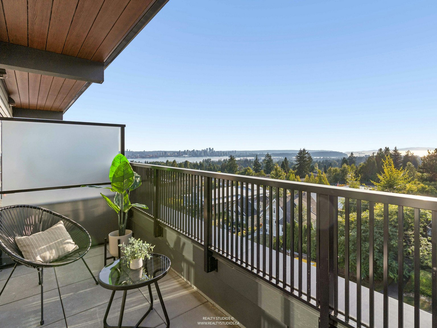 2762 Lonsdale Avenue, North Vancouver, BC, V7N 3J1 - 18