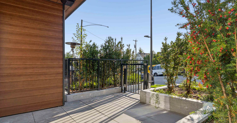2762 Lonsdale Avenue, North Vancouver, BC, V7N 3J1 - 29