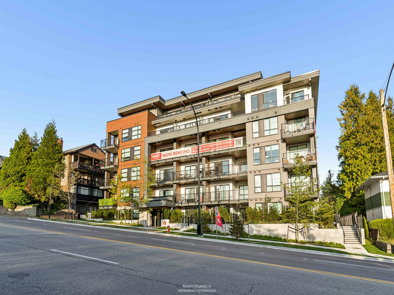 2762 Lonsdale Avenue, North Vancouver, BC, V7N 3J1 - 26