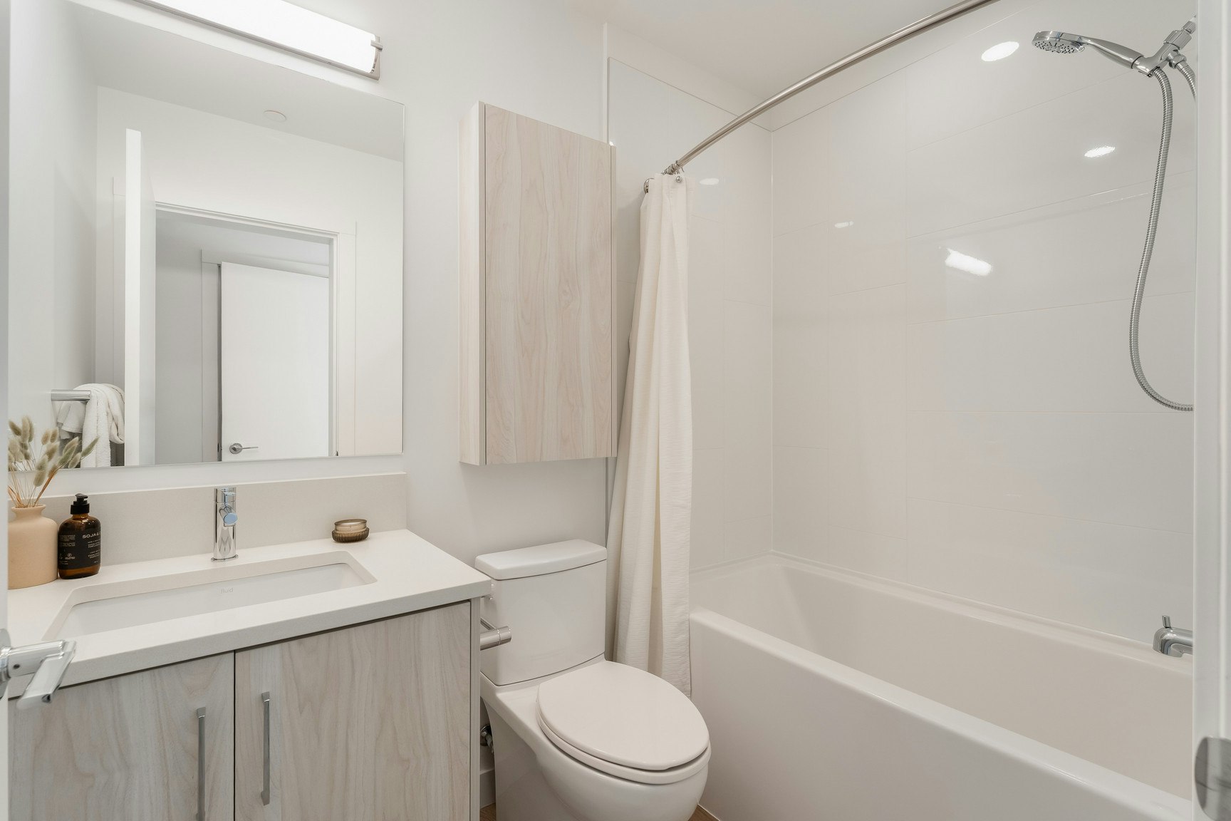 2762 Lonsdale Avenue, North Vancouver, BC, V7N 3J1 - 16
