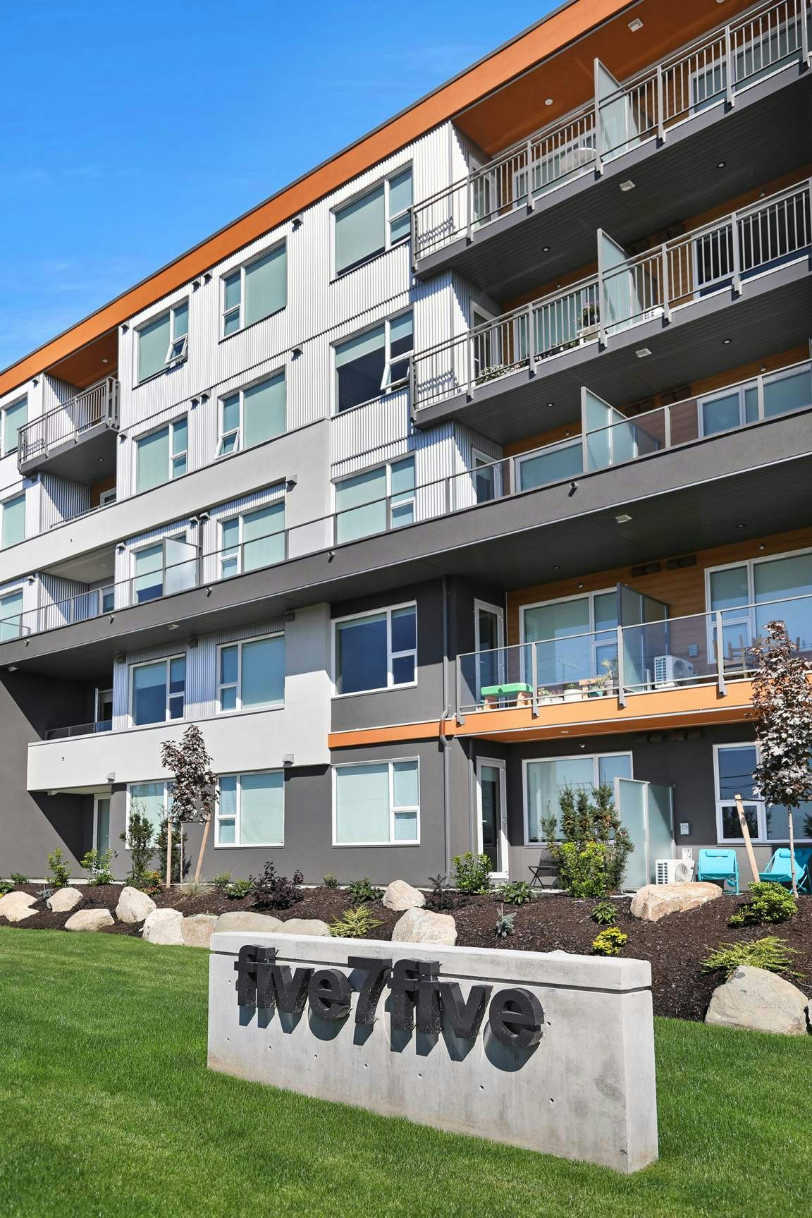 304-575 South Dogwood Street, Campbell River, BC, V9W 0E4