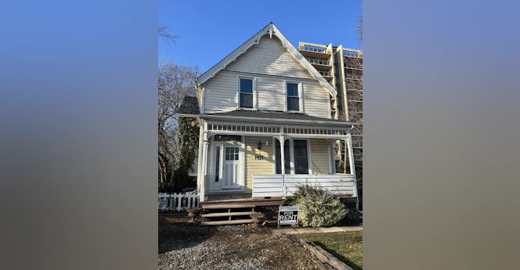 1421 Lakeshore Road, Burlington, ON, L7S 1B3