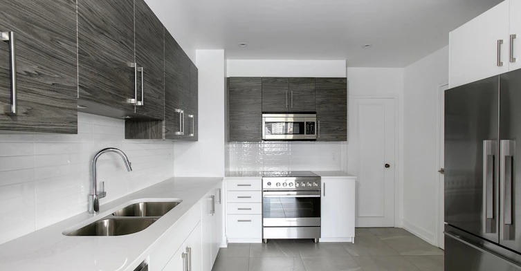 3465 Redpath Rue, Montréal, QC, H3G 2G7 - 2