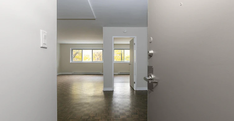 25 Vincent D'indy Avenue, Montréal, QC, H2V 2S8 - 5