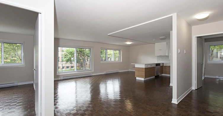 25 Vincent D'indy Avenue, Montréal, QC, H2V 2S8 - 10