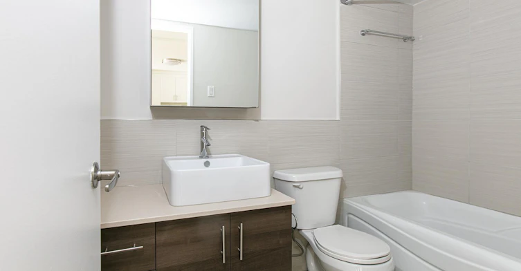 25 Vincent D'indy Avenue, Montréal, QC, H2V 2S8 - 7