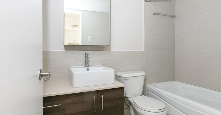 25 Vincent D'indy Avenue, Montréal, QC, H2V 2S8 - 7