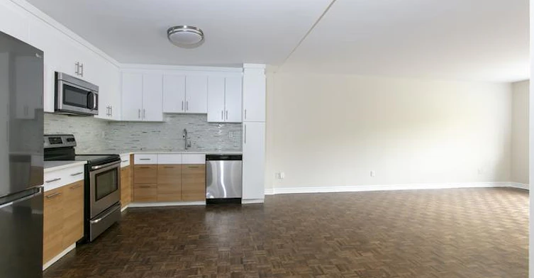 25 Vincent D'indy Avenue, Montréal, QC, H2V 2S8 - 3
