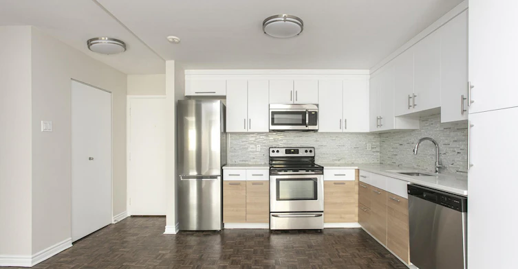 25 Vincent D'indy Avenue, Montréal, QC, H2V 2S8 - 2