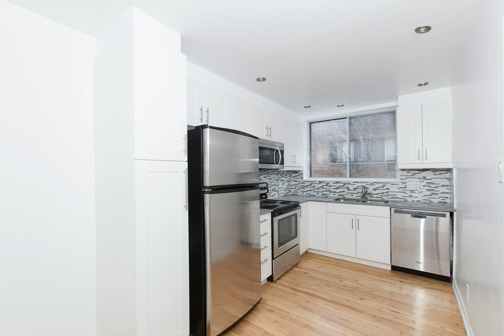 5600 Decelles Avenue, Montréal, QC, H3T 1W5