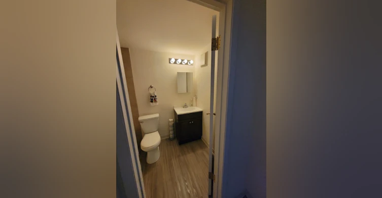10644 113 Street, Edmonton, AB, T5H 3H6 - 3