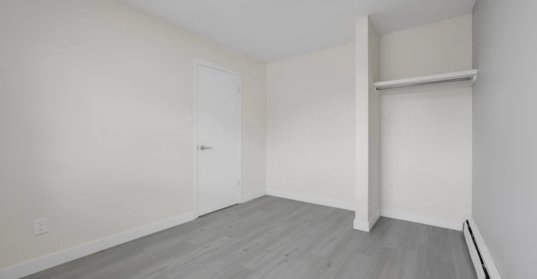 10644 113 Street, Edmonton, AB, T5H 3H6 - 13