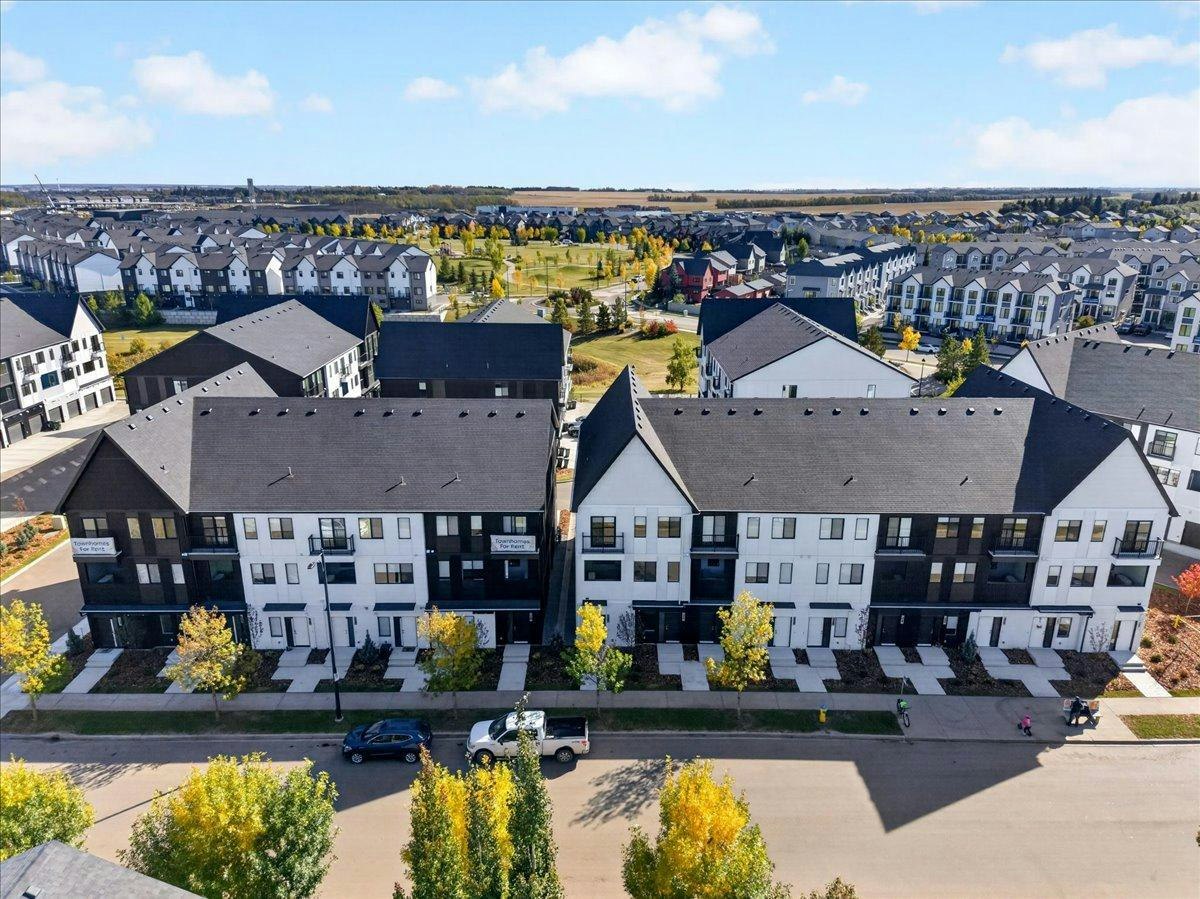 585 Chappelle Drive Southwest, Edmonton, AB, T6W 1Y5 - 9