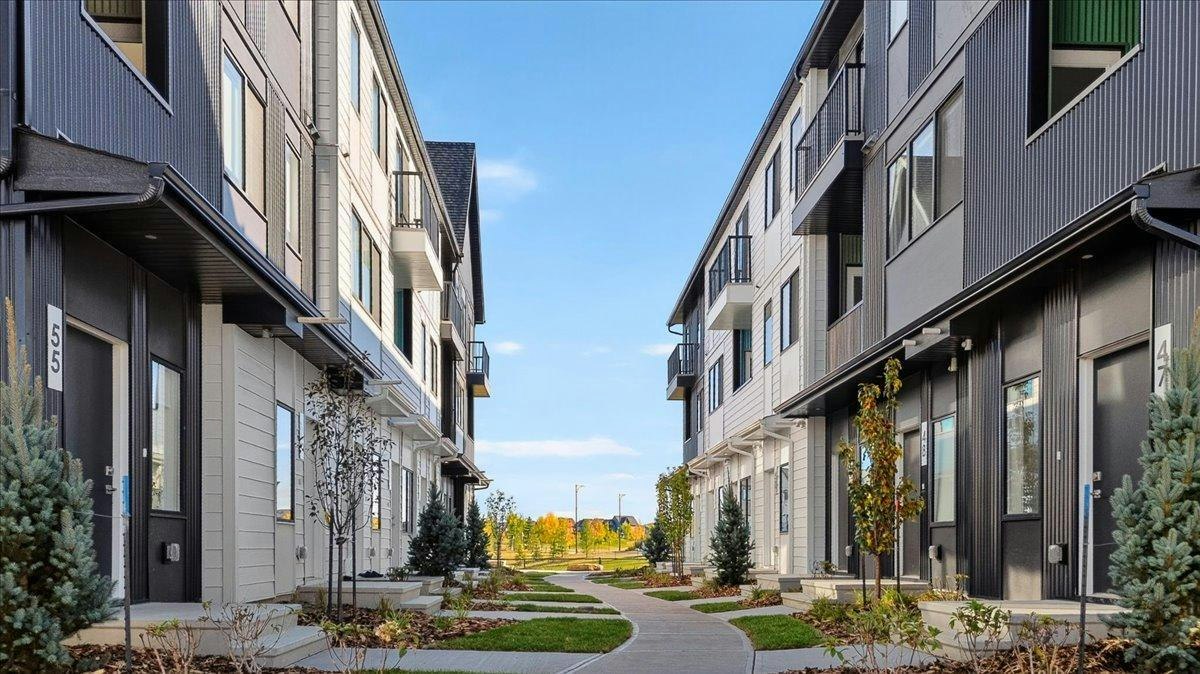 585 Chappelle Drive Southwest, Edmonton, AB, T6W 1Y5 - 10