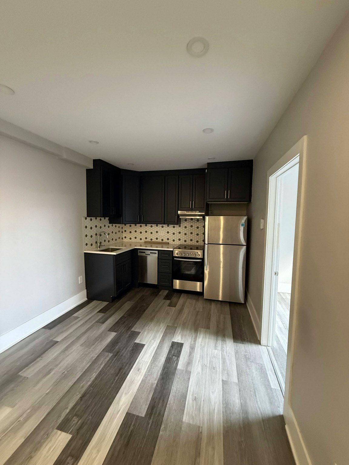 635 Woodland Rue, Montréal, QC, H4H 1V7 - 3