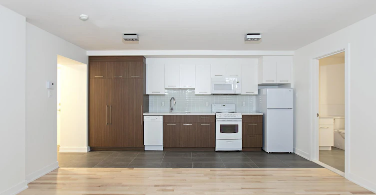 3025 Sherbrooke Rue Ouest, Montréal, QC, H3Z 1A1